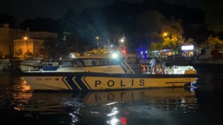 Sarıyerde 4 kişinin içinde olduğu tekne battı: 3 kişi ve 1 köpek yüzerek kurtuldu, 1 kişi kayıp
