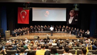 Şehitkamilin gençlerinden keman dinletisi
