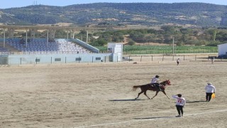 Selendide atlı ciritte yarı final heyecanı başladı