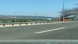 Seyir halindeki tır alev topuna döndü