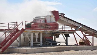 Şırnakta taşlı araziler temizlenerek tarıma kazandırılıyor