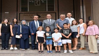 Şişlide zil çalmadan okullar boyanıyor