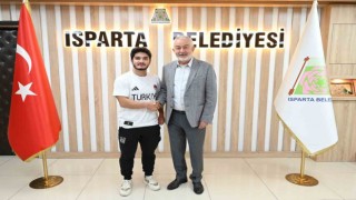 Şükrü Başdeğirmen: “Milli haltercimiz Furkana Pariste başarılar diliyoruz”