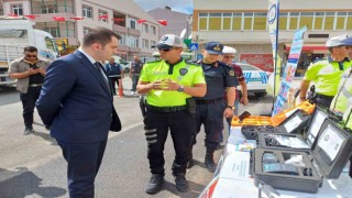 Süloğlunda polis ve jandarma vatandaşlarla buluştu