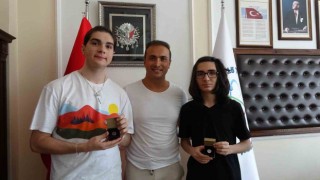 Tavşanlılı öğrenciler YKSde hem ailelerini hem de eğitim camiasını gururlandırdı