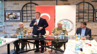 Tayini çıkan ve emekli olan komutanlar için veda programı