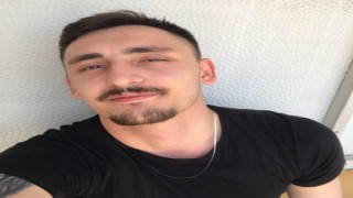 Tek başına yaşayan genç sevgilisi tarafından evde ölü bulundu
