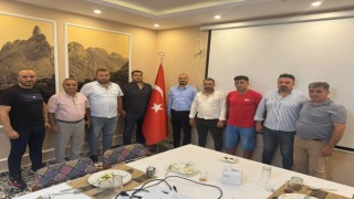 Toprakkalespor'da Sezon Öncesi Birlik Beraberlik Yemeği