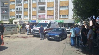 Trabzonda sokak ortasında silahlı kavga: 1 yaralı