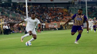 Trendyol Süper Lig: Corendon Alanyaspor: 0 - Eyüpspor: 0 (İlk yarı)