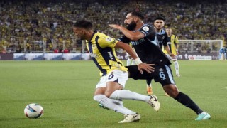 Trendyol Süper Lig: Fenerbahçe: 1 - Adana Demirspor: 0 (İlk yarı)