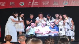 Troyalı Kadınlar, Kepez Kültür Festivalinde sahnelendi