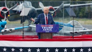 Trump, Suikast Sonrası İlk Kez Miting Yaptı