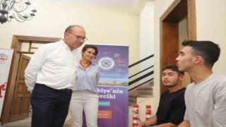 Turgutlu Belediyesi, 750 öğrenciye ücretsiz danışmanlık sağladı