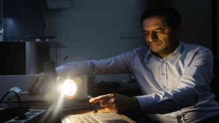 Türk bilim adamı, güneş ışığına ihtiyaç duymayan tarım cihazı geliştirdi