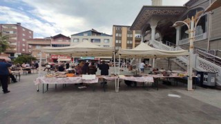 Türkelide sahipsiz hayvanlar için 51 bin lira toplandı