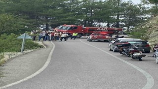 Uçurumdan yuvarlanana motosiklet sürücüsü yaralandı