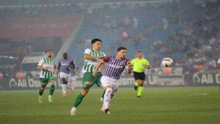 UEFA Konferans Ligi: Trabzonspor: 0 - St. Gallen: 1 (İlk yarı)