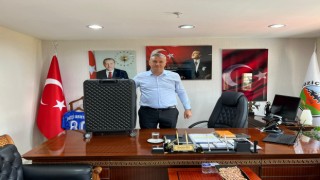 Üniversite Kazanan Öğrencilere Valiz Hediyesi