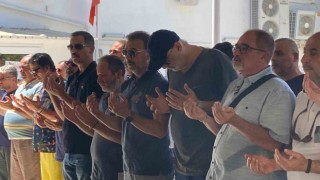 Ünlü oyuncu Hakan Yılmazın babası Necdet Yılmaz Bodrumda son yolculuğuna uğurlandı