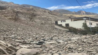 Uzunderede heyelan önleme çalışmaları, ev ve iş yerlerinde hasara yol açtı