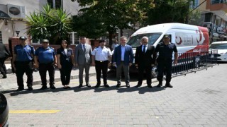 Vali Ünlü, mobil göç aracının çalışmalarını yerinde inceledi