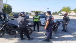 Vizede jandarma ekiplerinden motosiklet denetimi