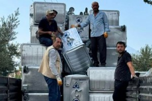 Yarbaşı Beldesi'ne 170 Adet Çöp Konteyneri Hibe Edildi