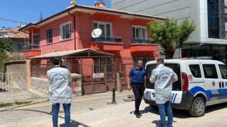 Yaşlı kadın günler sonra evinde ölü bulundu