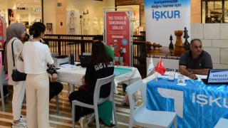 YKS Tercih Danışmanlık Hizmeti Öğrencilerden Yoğun İlgi Gördü