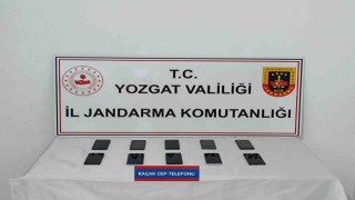Yozgatta 300 bin lira değerinde kaçak cep telefonu ele geçirildi
