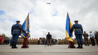 Zelenskiy: F-16lar Ukraynada