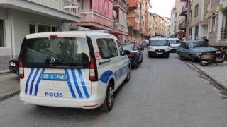 1 gün önce kiraladığı apart dairesinde ölü bulundu