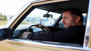 10 yaşında verdiği sözü 50 yaşında tuttu, otomobili kaptı