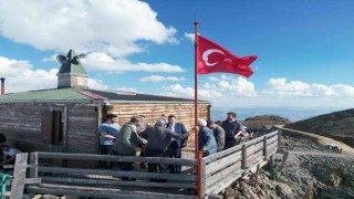 3 bin 200 metredeki Kırklar Mescidini ziyaret etti