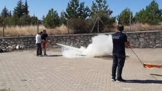 AFAD ekipleri huzurevi sakinlerini bilgilendirdi