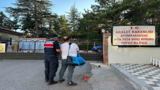 Afyonkarahisarda 3 suç kaydı ile aranan şahıs yakalandı