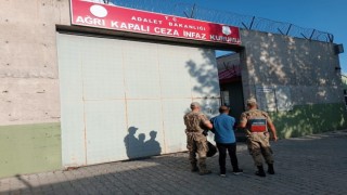 Ağrıda 12 yıl hapis cezası bulunan firari yakalandı