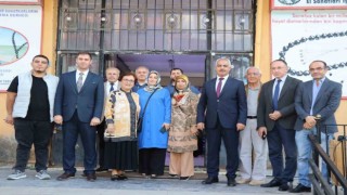 AK Parti MKYK üyesi Dr. Reşide Yüksel Oltuda vatandaşlarla buluştu