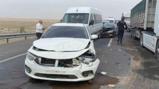 Aksarayda kum fırtınası kazalara neden oldu: 6 yaralı