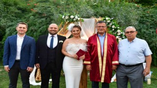 Alaşehir Sağlık Müdürü dünya evine girdi
