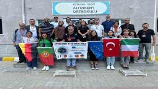 Altınkent Ortaokulunda dijital güvenlik eğitimleri başladı