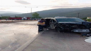 Amasyada 2 tır ve panelvan minibüs zincirleme kazaya karıştı: 4 yaralı