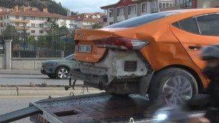 Ankarada zincirleme trafik kazası: 2 yaralı