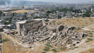 Araban tarihi İç Kale Cami onarılmayı bekliyor