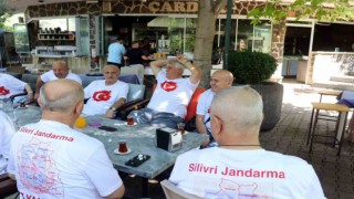 Asker arkadaşlarının 42 yıllık geleneği