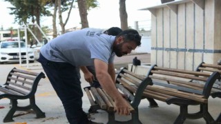 Atakumda okul bahçelerine bakım