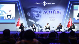Atatürk Vizyonuyla Gelecek Yüzyıla Bakış konferansında bilim, spor ve sanat konuşuldu