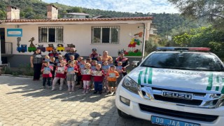 Aydında jandarma ekipleri öğrencileri bilgilendirdi