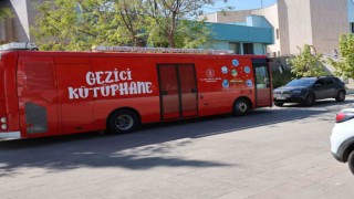 Aydındaki gezici kütüphaneden Atilla Koçun ismi silindi